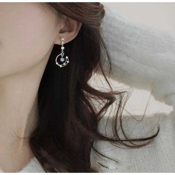 Sterling Silver 925 & Gold Plated Earrings Star Asymmetrical Star & Moon Zodiac - Picture 4 of 5